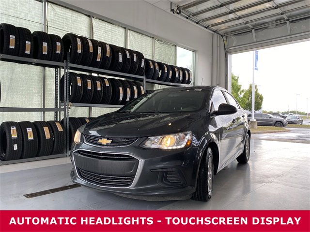 2020 Chevrolet Sonic LT photo 2
