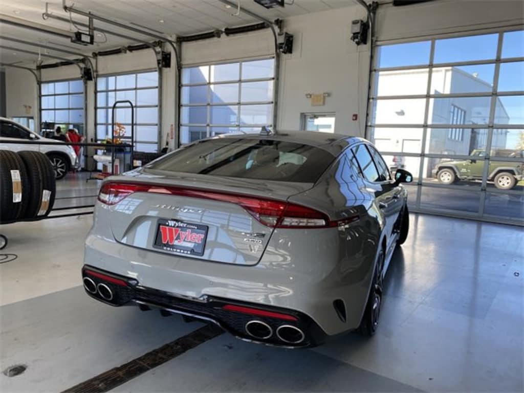 Used 2022 Kia Stinger  Sedan