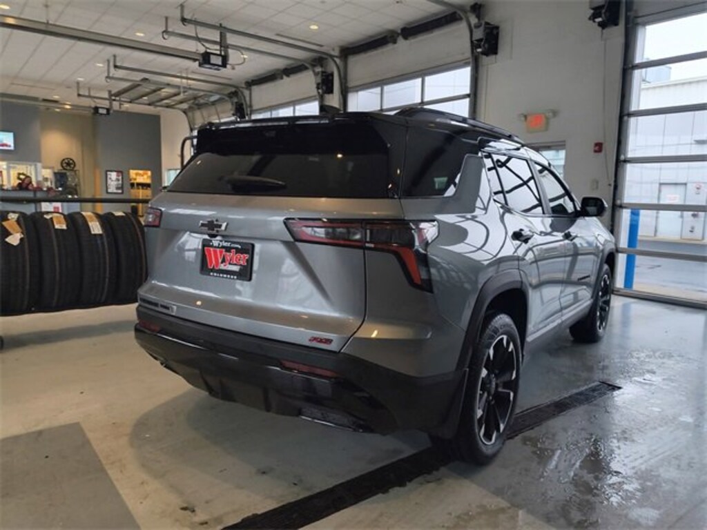 Used 2025 Chevrolet Equinox SUV