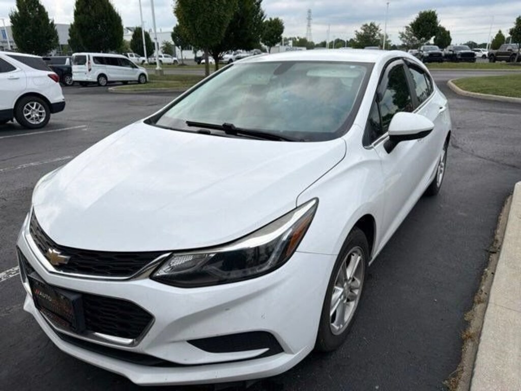 Used 2018 Chevrolet Cruze Hatchback