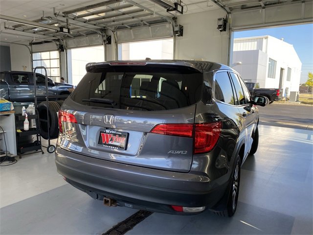 2016 Honda Pilot EX-L photo 3