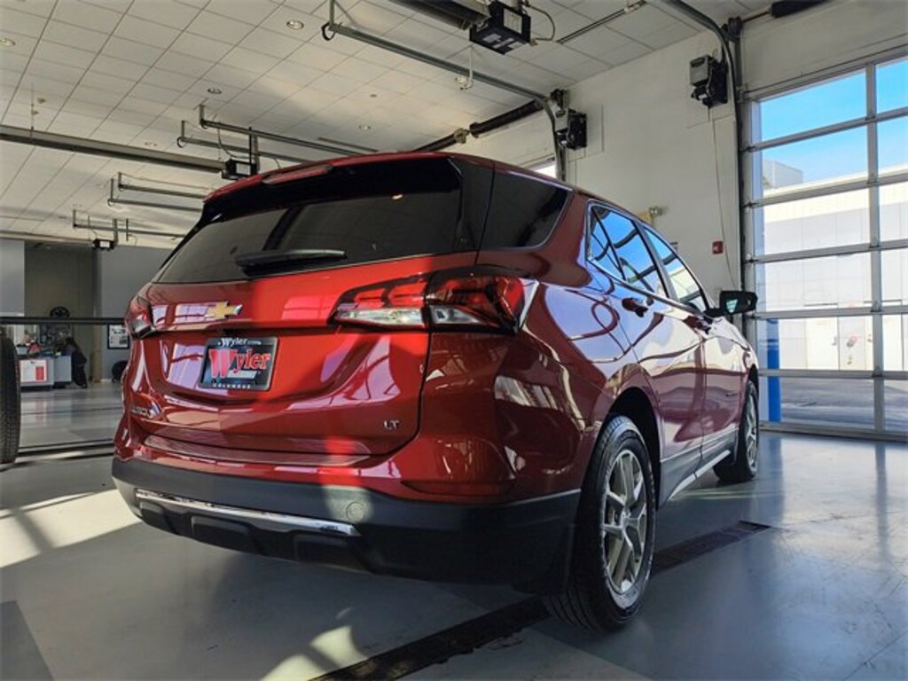 Used 2023 Chevrolet Equinox SUV