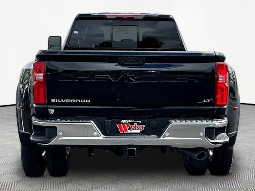 New 2026 Chevrolet Silverado 3500 HD LT DRW Truck