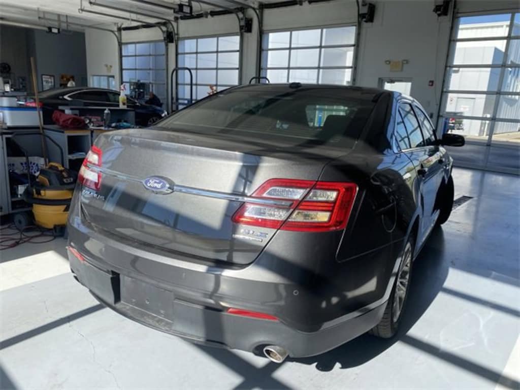 Used 2018 Ford Taurus Sedan