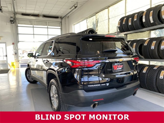 2022 Chevrolet Traverse Leather photo 3