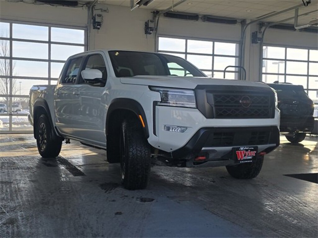 Used 2024 Nissan Frontier Truck Crew Cab