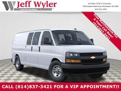 2025 Chevrolet Express Cargo 3500 WT Van