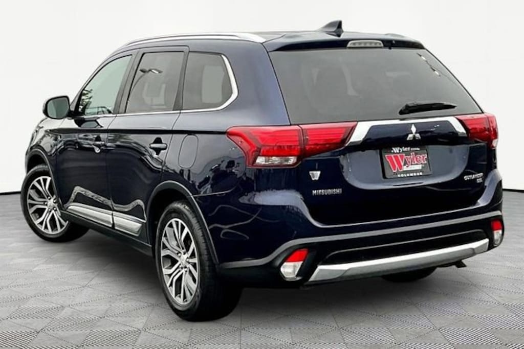 Used 2017 Mitsubishi Outlander CUV