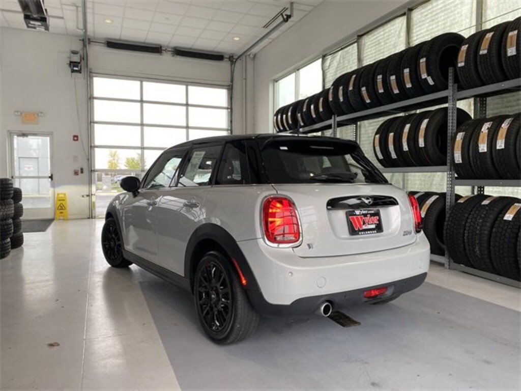 Used 2020 MINI Hardtop 4 Door  Hatchback