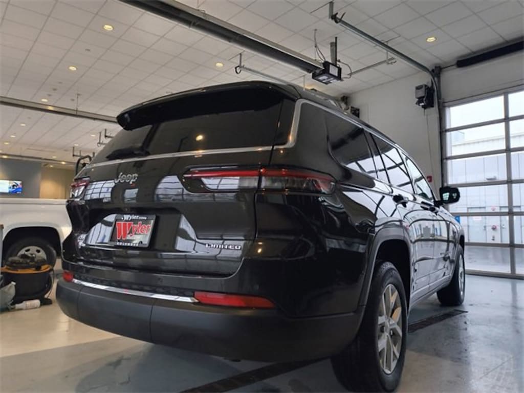 Used 2023 Jeep Grand Cherokee L SUV