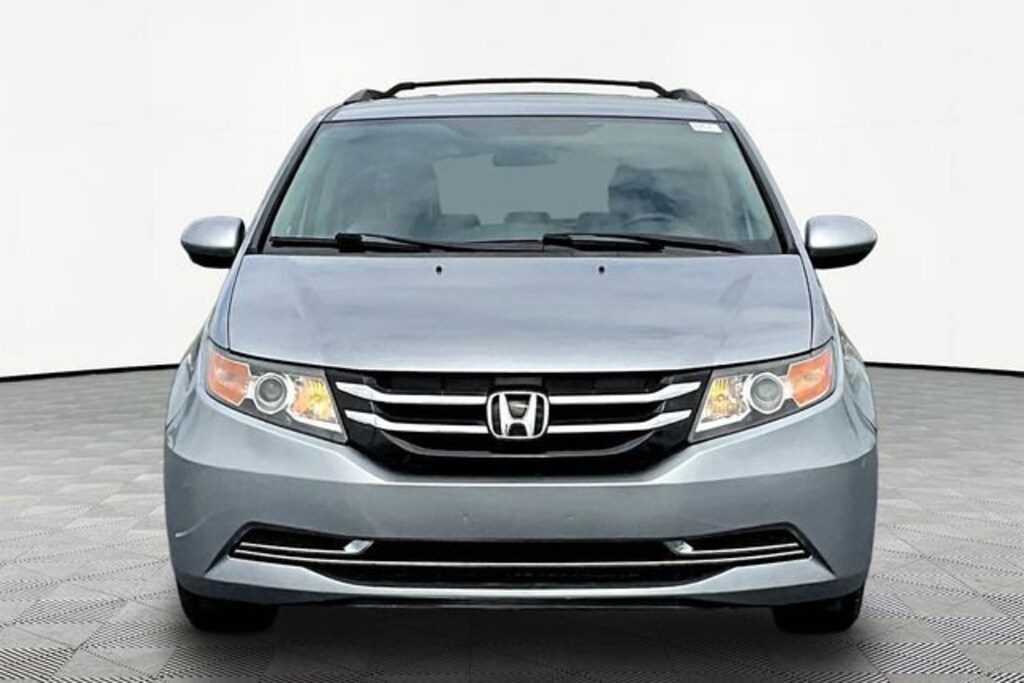 Used 2016 Honda Odyssey Van Passenger Van