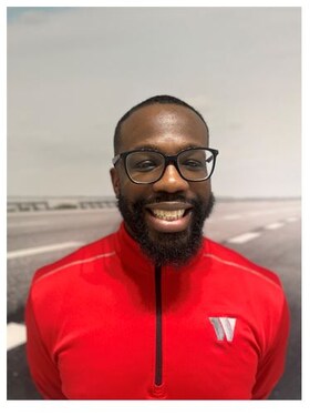 Staff member Derrick Jones from ID_32541f19ed60