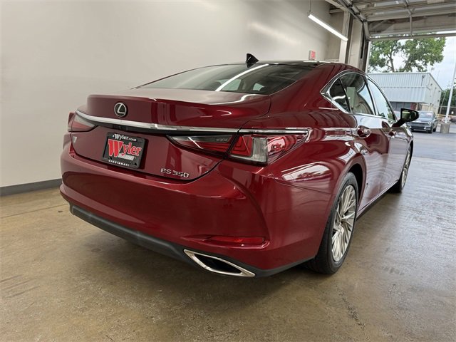 2019 Lexus ES 350 Luxury photo 3