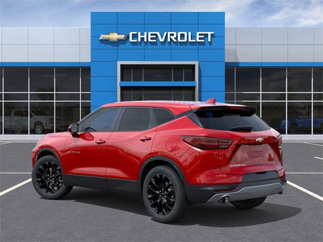 2025 Chevrolet Blazer 2LT photo 2