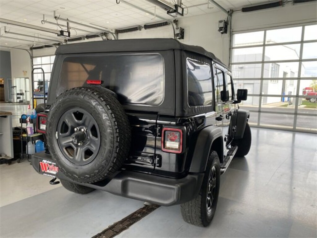Used 2018 Jeep Wrangler Unlimited SUV