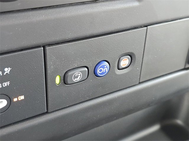 2025 Chevrolet Express Cargo 2500 Van photo 4