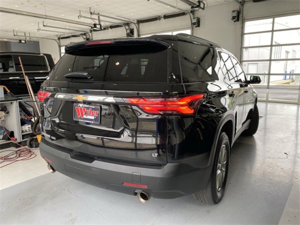Used 2023 Chevrolet Traverse  SUV