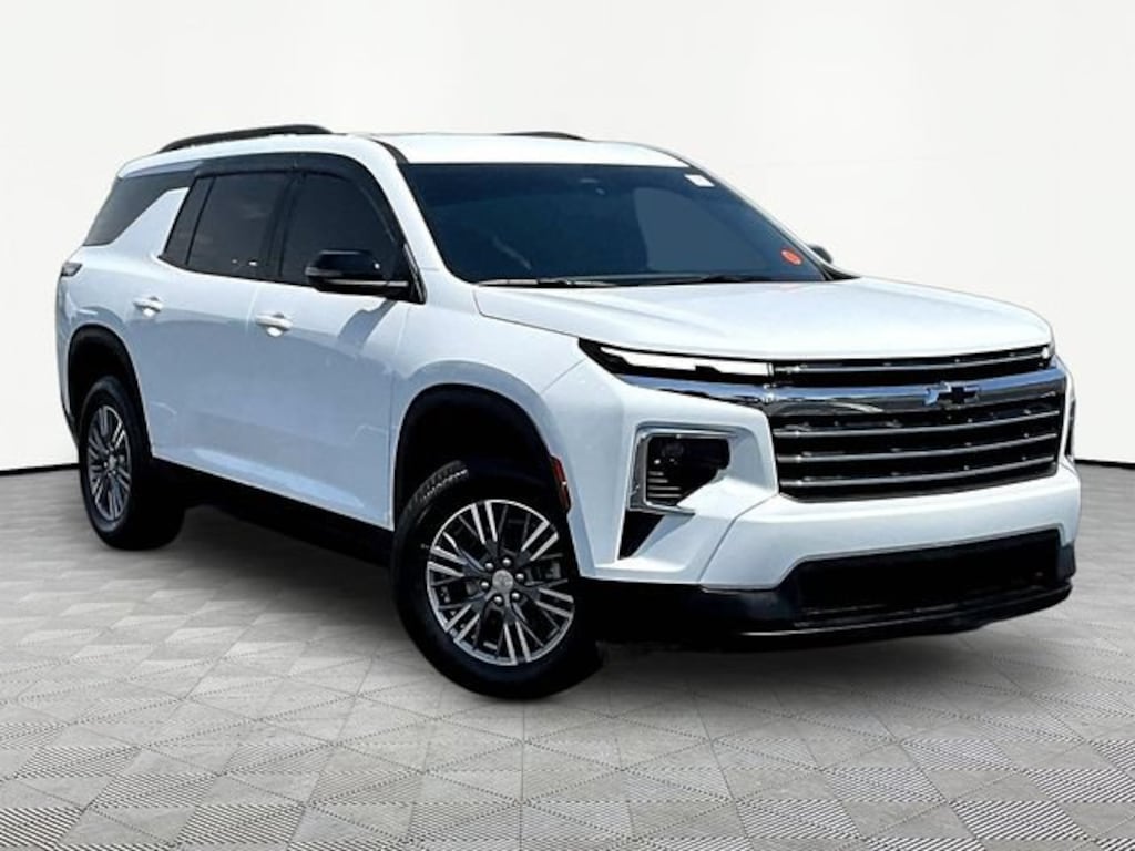 Used 2026 Chevrolet Traverse SUV