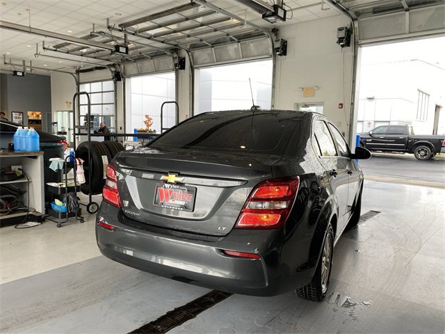 2020 Chevrolet Sonic LT photo 4