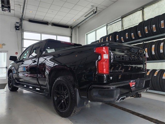 2023 Chevrolet Silverado 1500 RST photo 2