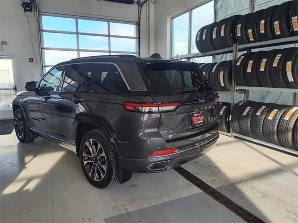 Used 2023 Jeep Grand Cherokee SUV