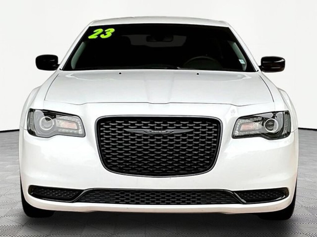 Used 2023 Chrysler 300 Sedan