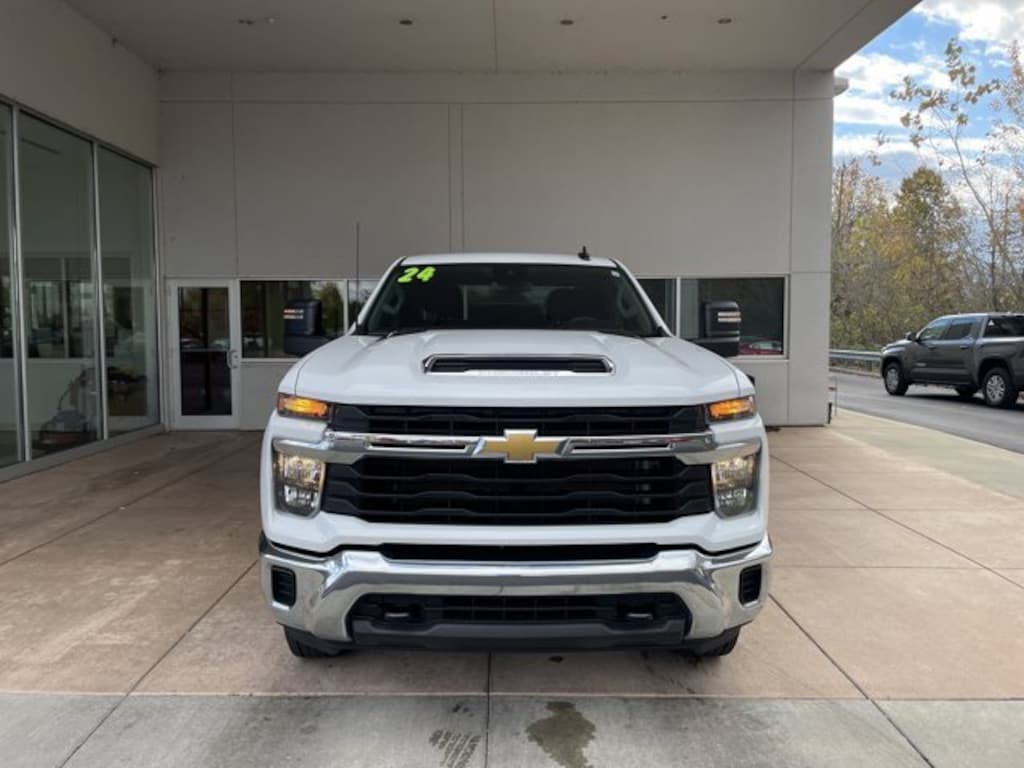 Used 2024 Chevrolet Silverado 2500 HD  Truck Crew Cab
