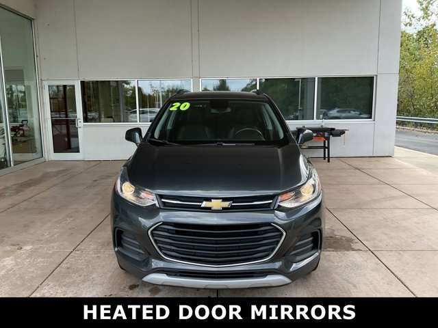 2020 Chevrolet Trax LT photo 2