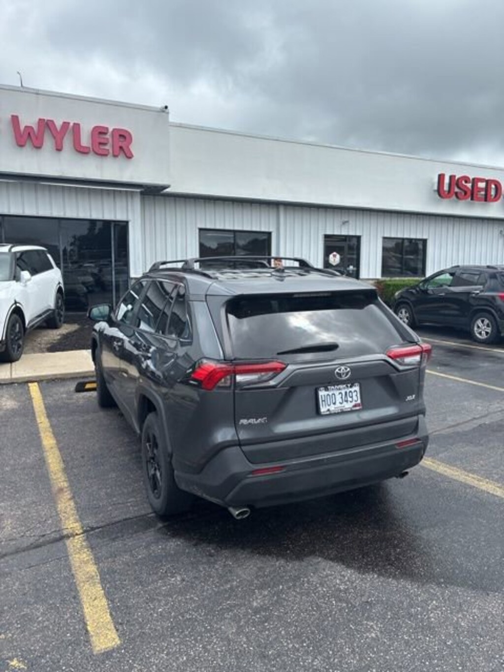 Used 2020 Toyota RAV4 SUV