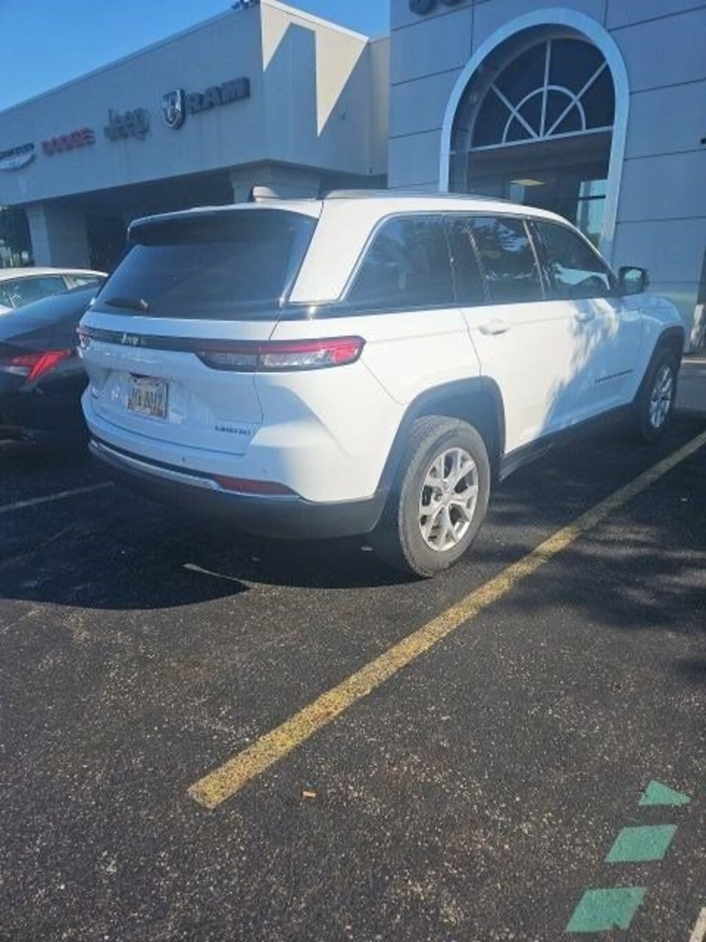 Used 2023 Jeep Grand Cherokee SUV