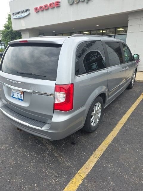 Used 2015 Chrysler Town & Country Touring with VIN 2C4RC1BG7FR582871 for sale in Springfield, OH