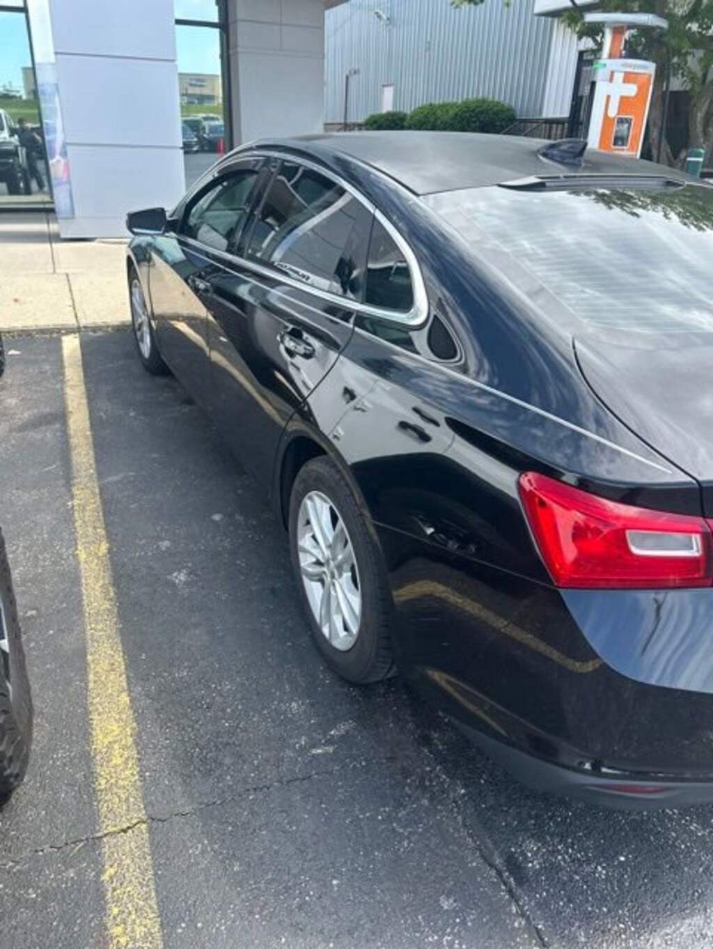 Used 2017 Chevrolet Malibu Sedan