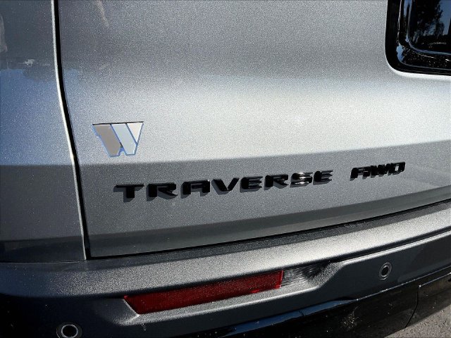 2027 Chevrolet Traverse LT - Photo 13
