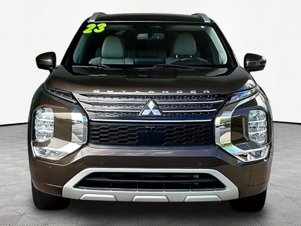 Used 2023 Mitsubishi Outlander SUV