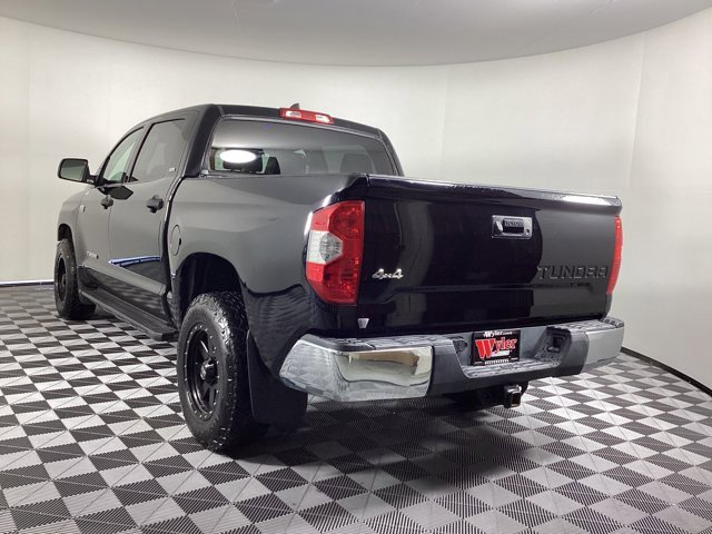 2020 Toyota Tundra SR5 CrewMax photo 2