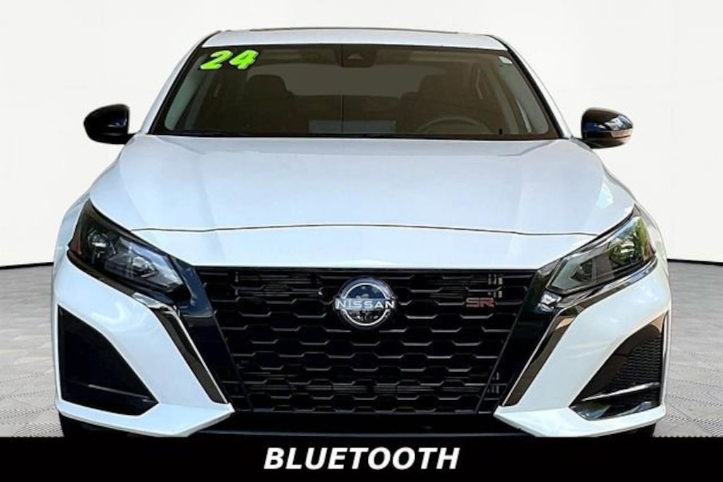 Used 2024 Nissan Altima Sedan