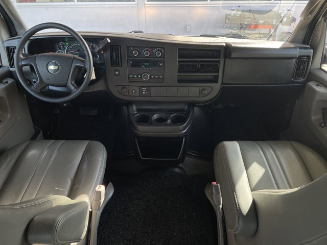 2014 Chevrolet Express Cargo Van 2500 photo 2