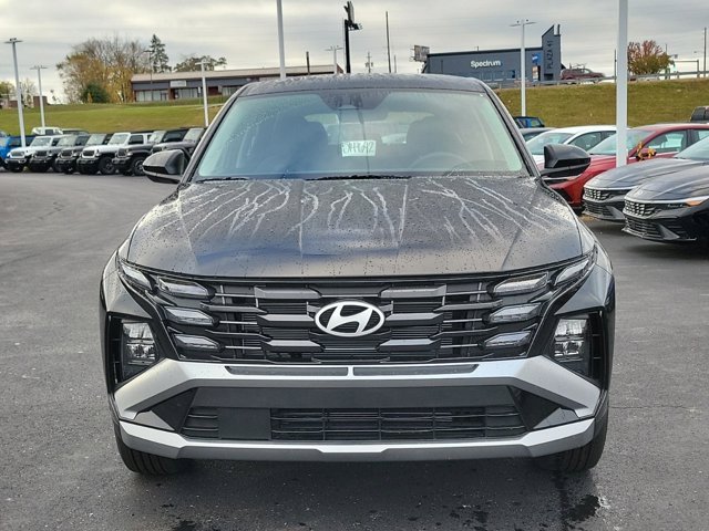 2025 Hyundai Tucson SE photo 2