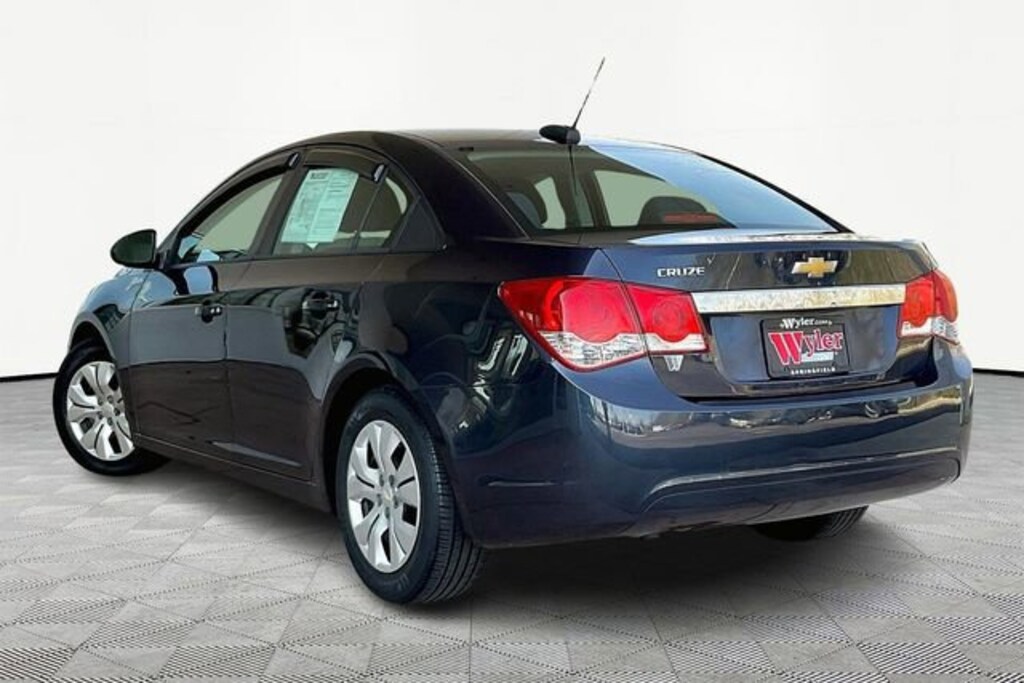 Used 2015 Chevrolet Cruze Sedan