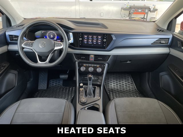 2023 Volkswagen Taos SE photo 4