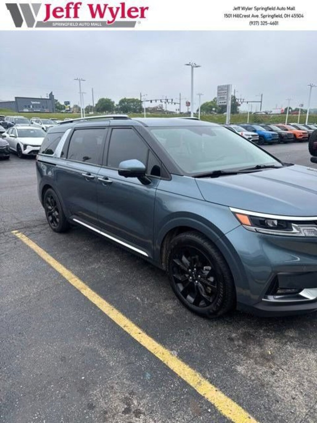 Used 2022 Kia Carnival MPV