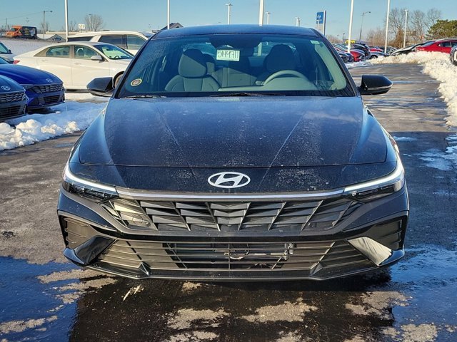 2025 Hyundai Elantra Hybrid Blue photo 2