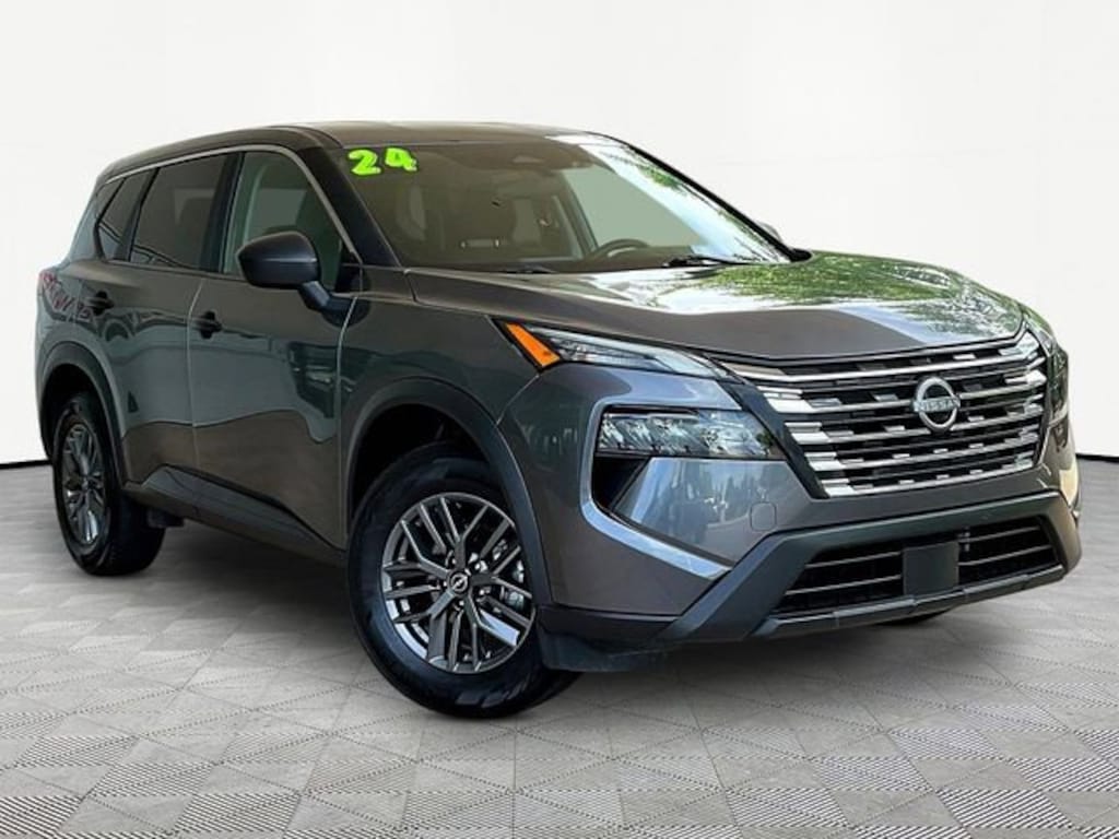 Used 2024 Nissan Rogue SUV