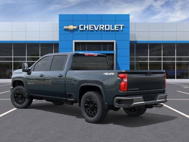 2026 Chevrolet Silverado 2500HD LT photo 3