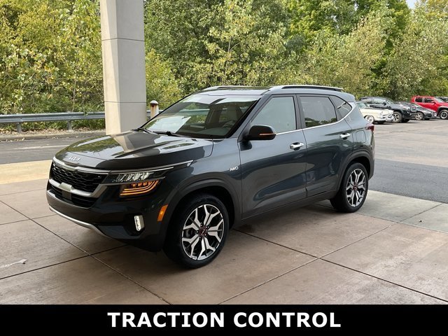 2023 Kia Seltos SX photo 2