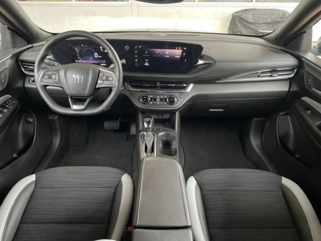 Used 2024 Buick Envista  SUV