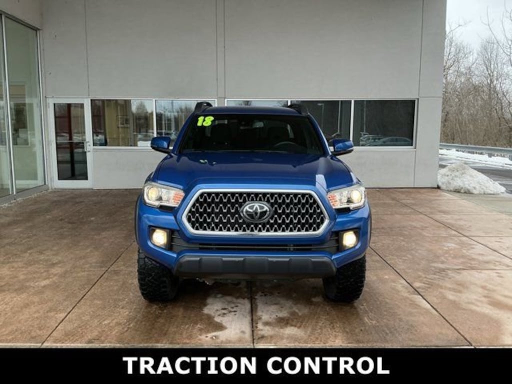 Used 2018 Toyota Tacoma Truck Double Cab