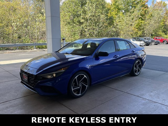 2022 Hyundai Elantra N Line photo 3
