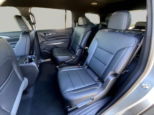 2027 Chevrolet Traverse LT - Photo 17
