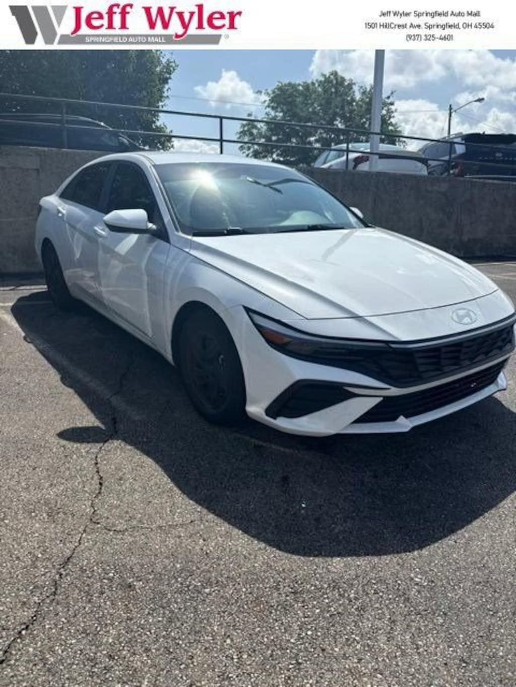 Used 2024 Hyundai Elantra Sedan